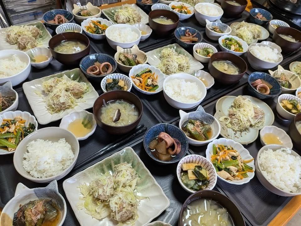 一度に何十膳も仕上がる、仕込みの日
