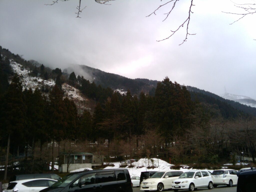 白山ろくの山あい（白山市）